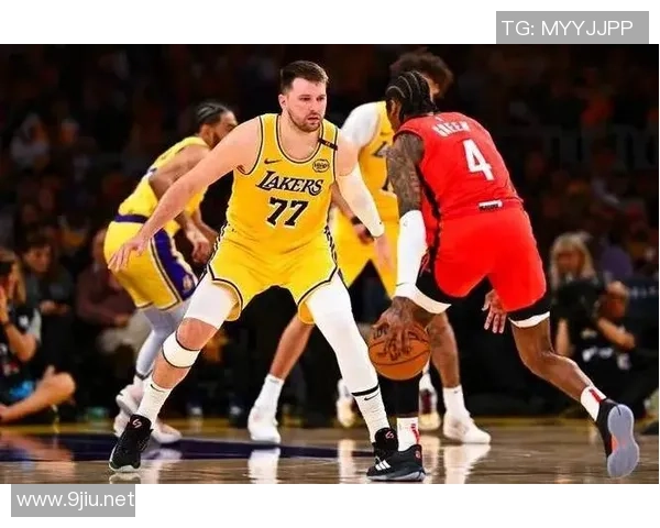 201213赛季猛龙与湖人激战回顾:经典对决与球星表现的精彩瞬间 201213赛季猛龙与湖人激战回顾:经典对决与球星表现的精彩瞬间