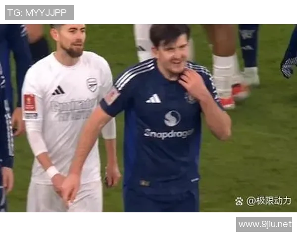 2003年阿森纳与曼联经典对决回顾及赛后影响分析 2003年阿森纳与曼联经典对决回顾及赛后影响分析