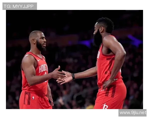 克里斯保罗:篮球场上的智慧指挥官与传奇传承 克里斯保罗:篮球场上的智慧指挥官与传奇传承