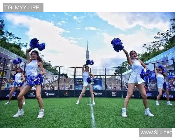 大宫松鼠与清水鼓动的激烈对决展现足球魅力与团队精神