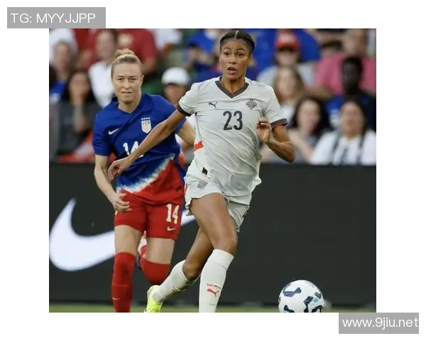 英格兰女足与法国女足激战正酣谁将赢得这场精彩对决 英格兰女足与法国女足激战正酣谁将赢得这场精彩对决